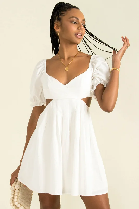 Peytonn Dress / White